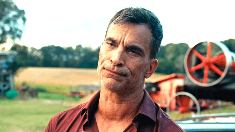 Renovação da 3ª temporada de Blue Ridge depende do aumento de audiência, diz ator Tom Proctor