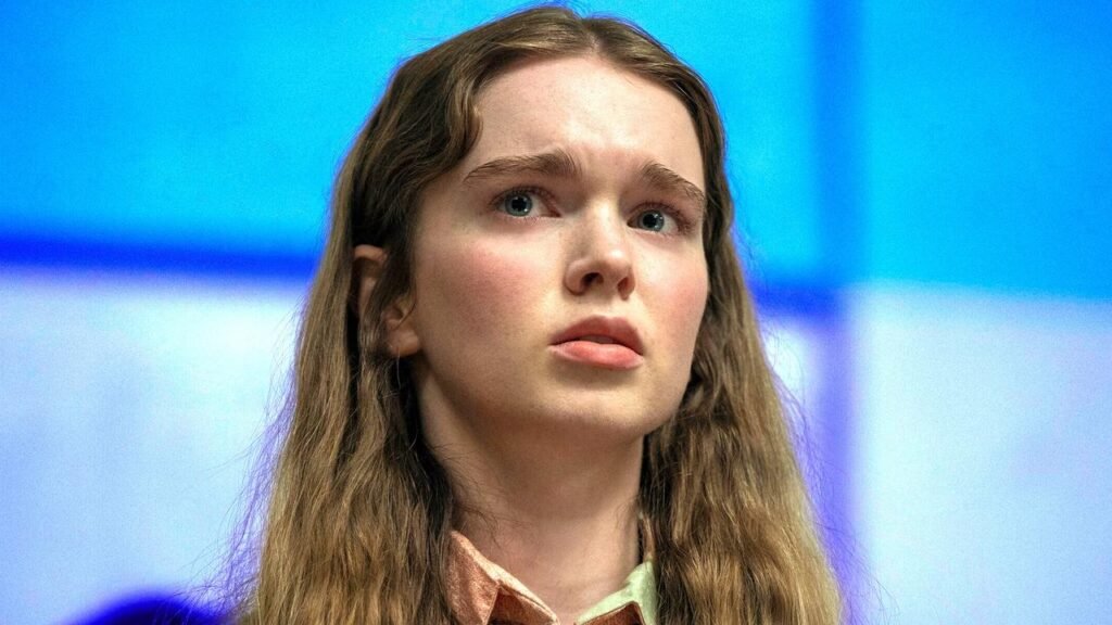 Nova adaptação de “Carrie” traz abordagem moderna após diversas versões da obra de Stephen King