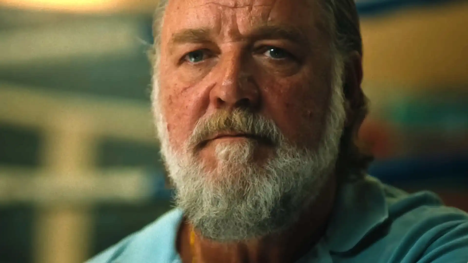 Filme R-Rated de Russell Crowe Conquista Sucesso nas Plataformas de Streaming