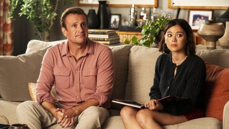Jason Segel revela que série Shrinking pode continuar por muitas temporadas após renovação da 4ª temporada